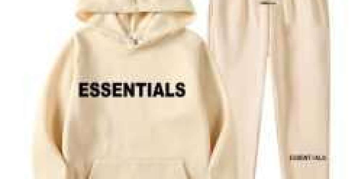 Feel Confident and Stand Out in Streetwear Essentials Tracksuit Made for Those Who Value Quality and Style